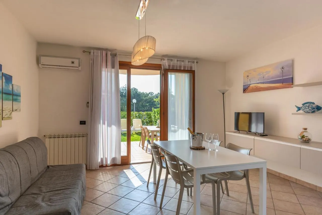 Dom wakacyjny Houses And Apts In Albarella 24882 Albarella Island